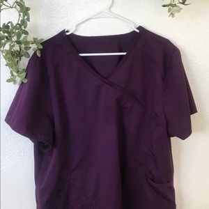 Size 2XL Purple Medical Office/Hospital Scrub top